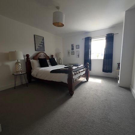 2 Bedroom Near Ocean Village Marina Port Apartment Southampton Esterno foto