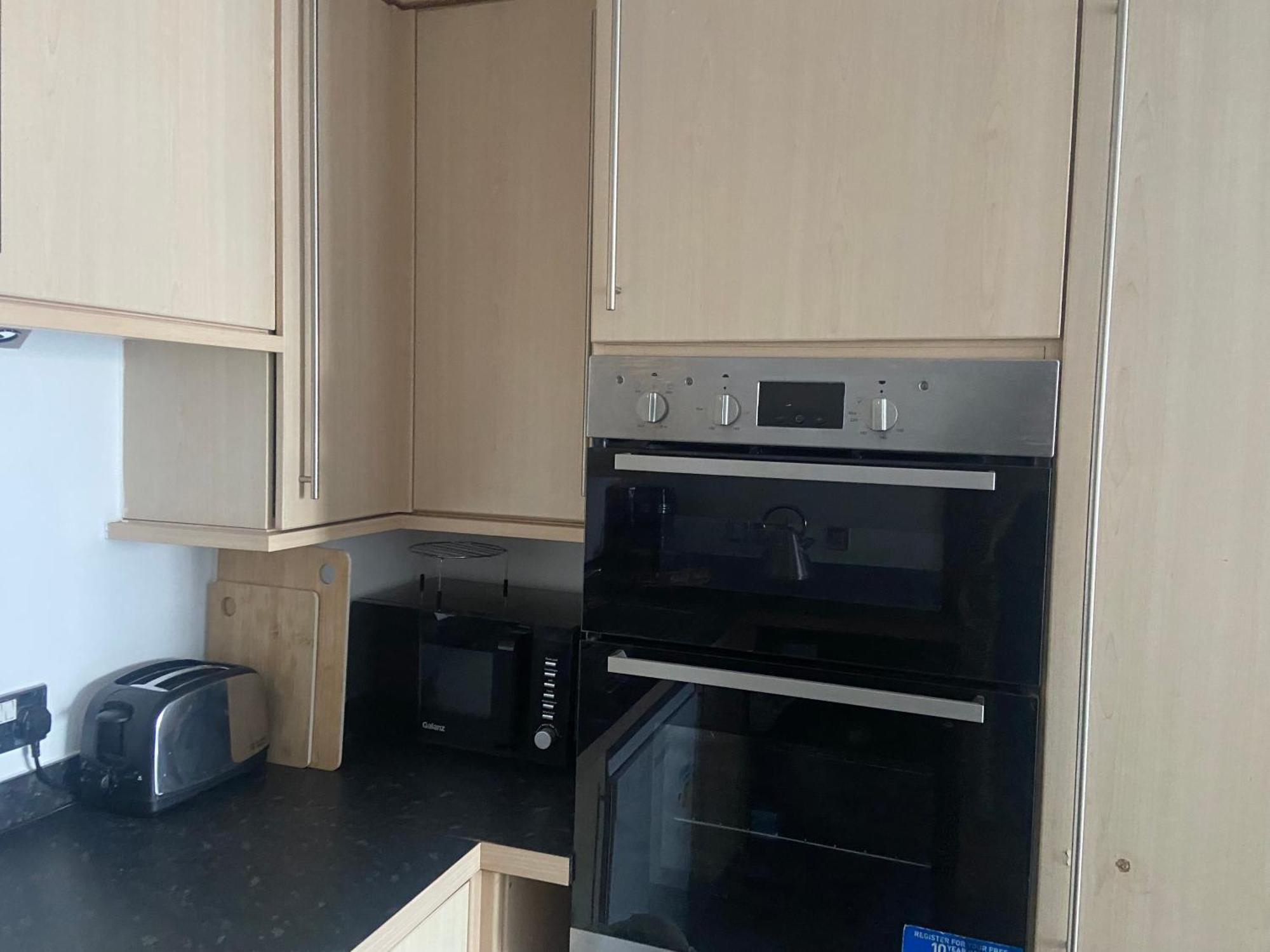 2 Bedroom Near Ocean Village Marina Port Apartment Southampton Esterno foto