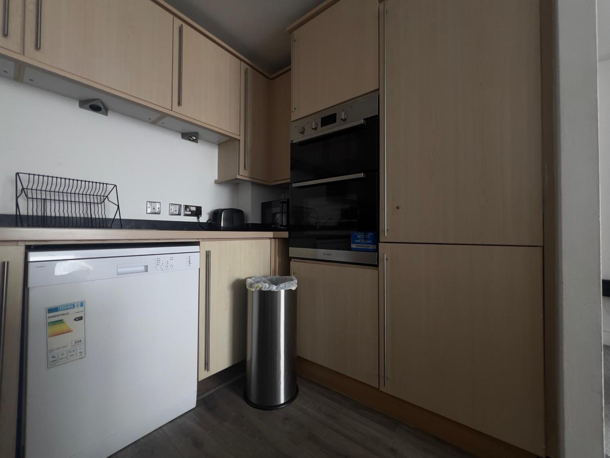 2 Bedroom Near Ocean Village Marina Port Apartment Southampton Esterno foto